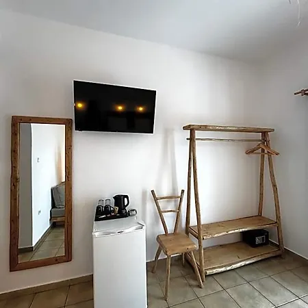 Livadia Hotel Parikia (Paros)