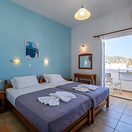 Livadia Parikia (Paros)